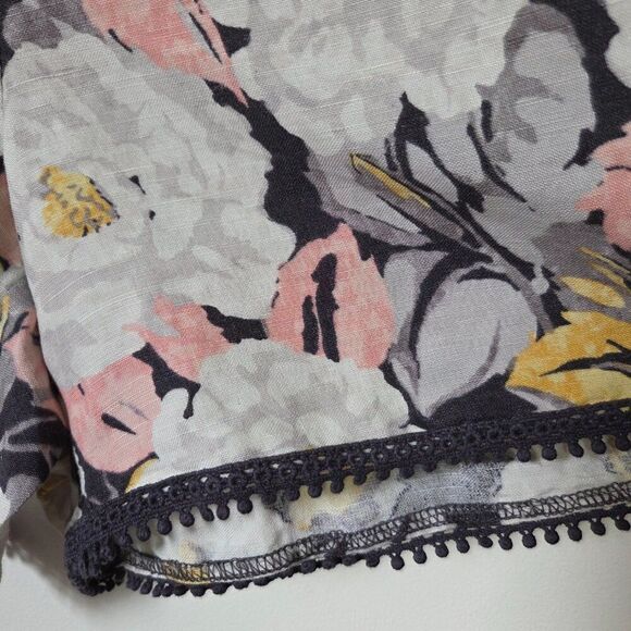 LIKE NEW LOFT FLORAL BELTED LINEN BLEND SHORTS SIZE LARGE WOMENS - Picture 6 of 16